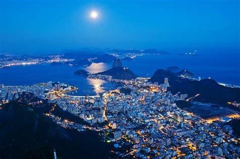 Rio De Janeiro At Night Wallpaper