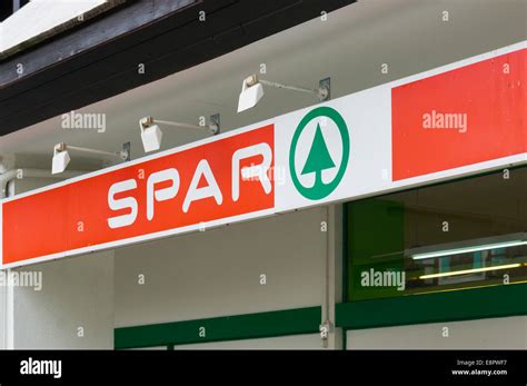 Spar Store Hi Res Stock Photography And Images Alamy