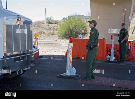 Us Border Patrol Checkpoint On Interstate Highway In Arizona Stock