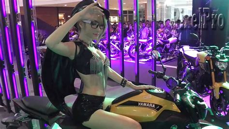 Sexy Thai Coyote Dancer Grinds At Bangkok Motorcycle Show Youtube