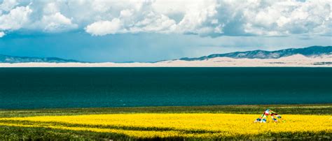 Qinghai Lake The Most Beautiful Lake In China Beautiful Lakes