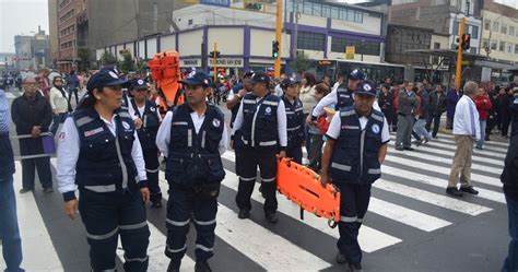 Prensa Itv Peru Minsa Desplegar Brigadistas Y Ambulancias Samu