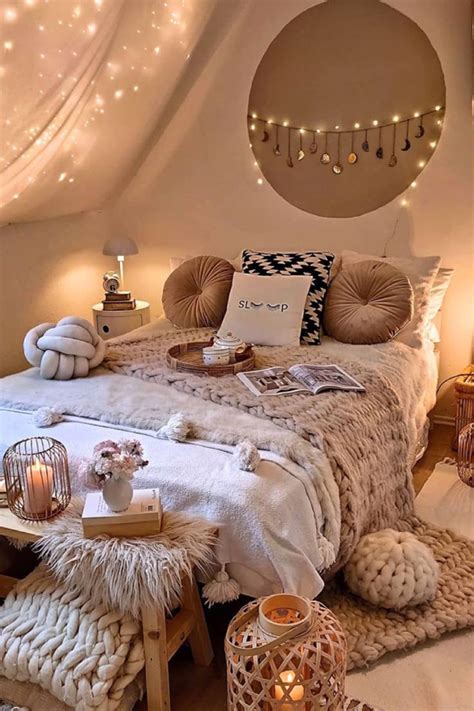 40 Aesthetic Room Decors To Add To Your Room Room Makeover Bedroom