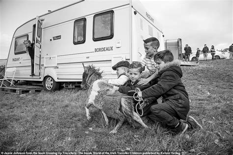 Striking Images Of Irish Traveller Children Daily Mail Online
