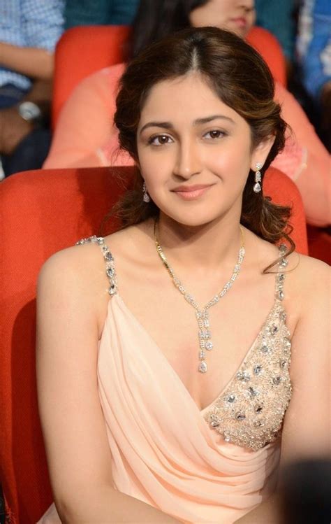 Actress Gallery Sayesha Saigal Hot Sexy Photos And Images Galllery