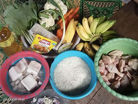 Pelaksanaan Pemberian Makanan Tambahan Pmt Berbasis Pangan Lokal