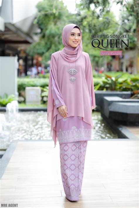 My kuih or the highway, is inspired by the endless varieties of malaysian kuih. Baju Kurung Queen Dusty Purple - Syafiqah Muslimah Shop