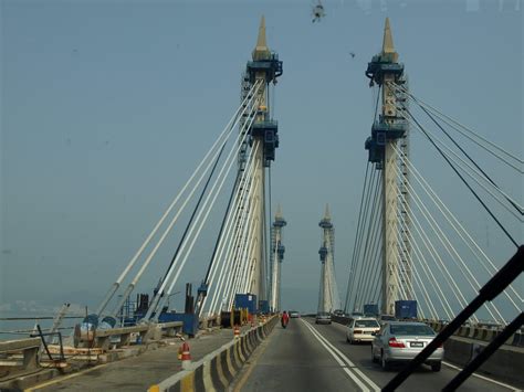 China wants to build the proposed rm2.5 billion (s$1.1 billion) second bridge linking penang to the mainland, works minister samy vellu said yesterday after talks with visiting minister of communications zhang chunxian. SULTAN ABDUL HALIM MU'ADZAM SHAH BRIDGE (Penang Second ...