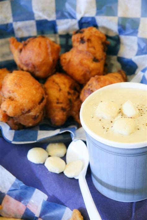 10 Best Restaurants For Clam Cakes And Chowder In Rhode Island