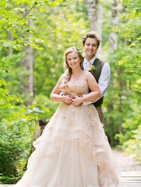 A Modern Fairytale Wedding With Diy Details Weddingbells