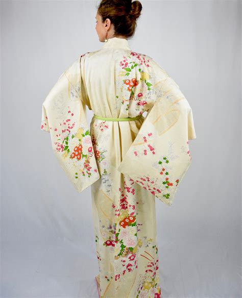 Silk Kimono For Women Japanese Silk Kimono Robe With Fancy Embroidery