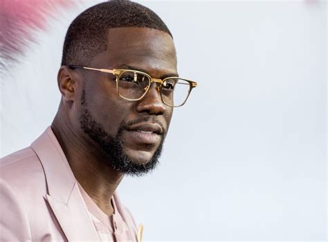 Kevin hart started his acting career appearing in tv series like undeclared and the big house, but if you think the best kevin hart role isn't at the top, then upvote it so it has the chance to become. Kevin Hart Resigns from Oscars over Homophobic Tweets ...