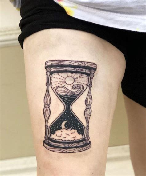 Pretty Hourglass Tattoos To Inspire You Xuzinuo