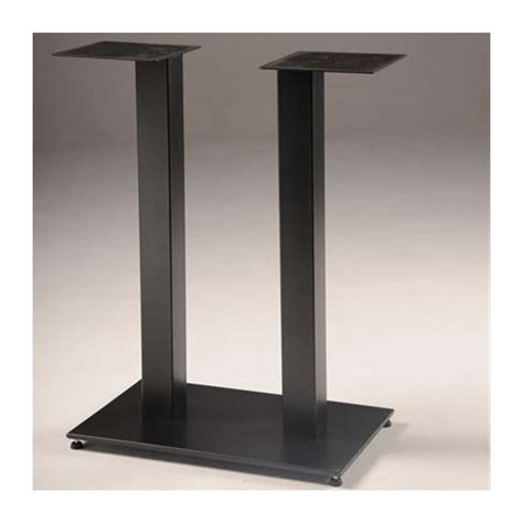 Grand choix de pieds de table chez onemobilier.com : Pied de table central en métal base rectangulaire - Square 650 | 4-pieds.com