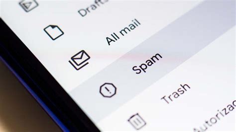 Why You Should Never Unsubscribe From Illicit Spam Emails And Texts Lifehacker