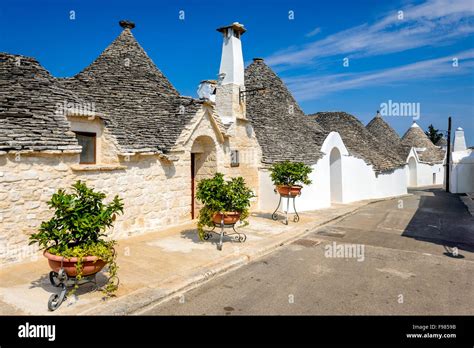 Alberobello Italy Puglia Unique Trulli Houses With Conical Roofs A