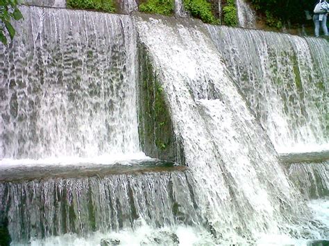 La calera fm es una emisora radio colombiana, que transmite en vivo desde el municipio de lacalera en cundinamarca (colombia) por el canal fm frecuencia 101.3. Guía Turística Salvadoreña: LOS CHORROS DE LA CALERA