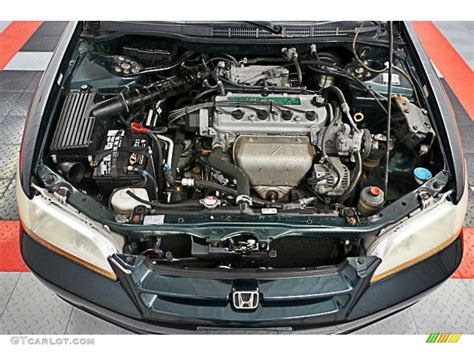 2000 Honda Accord Lx Sedan 23l Sohc 16v Vtec 4 Cylinder Engine Photo