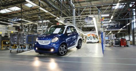 Smart Joint Venture Tra Daimler E Geely Le Future Fortwo E Forfour