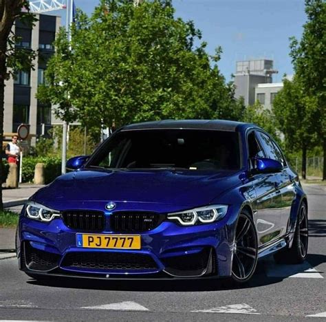 Avus blue pearl 1995 m3 coupe. BMW F80 M3 blue | Voitures et motos, Voiture