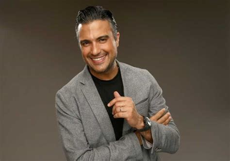 Jaime Camil - Bio, Net Worth, Ethnicity, Age, Facts, Wiki, Married ...