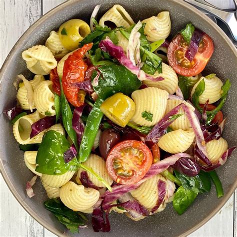 Blog Mediterranean Pasta Salad Recipe