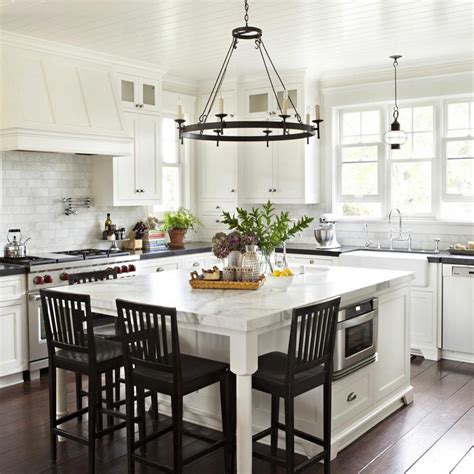 T Shaped Kitchen Island Ideas Love The White Cabinets And The Light