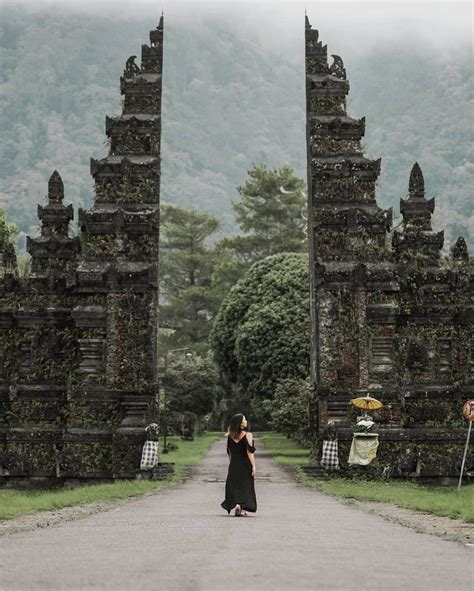 The Famous Gate Of Handara Golf And Resort In Bali Indonesia Photo By