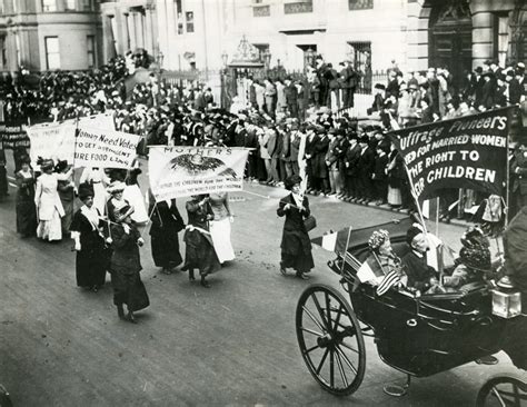 Suffrage Parades Womens Rights Movement