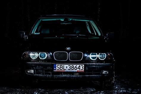 Wallpaper Black Night Reflection Hood Sports Car E 39 530d Bmw