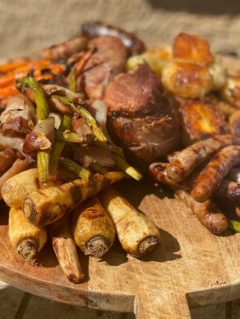 Последние твиты от sunday bbq (@sundaybbqtx). Recipe for BBQ Sunday Roast - grill a whole roast dinner ...