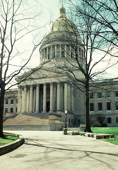 West Virginia State Capitol Building Charleston Wv Designed By Cass