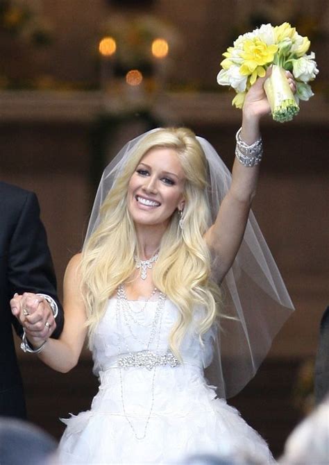 Heidi Montag Looked Stunning On Her Wedding Day Her Dress By Monique Lhuillier Her Hair And