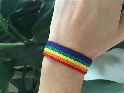 pulsera lgbt arcoíris mes pride orgullo gay lésbico bisexual 49 00 en mercado libre