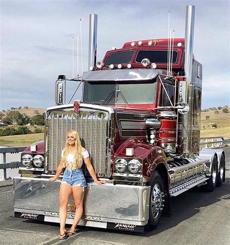 Peterbilt Kenworth Trucks Pickup Trucks Custom Big Rigs Custom