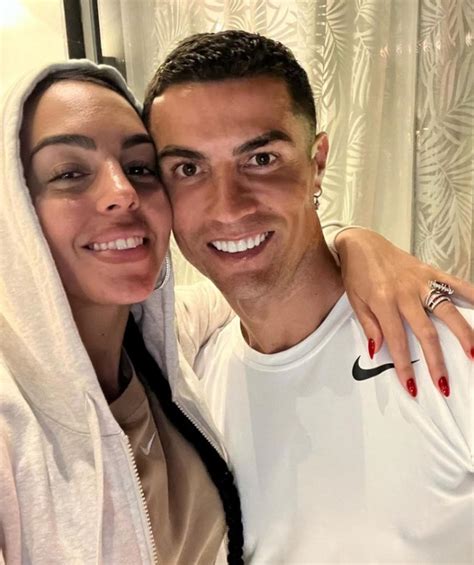 Cristiano Ronaldos Freundin Georgina Rodriguez Mit Zwei Millionen Euro