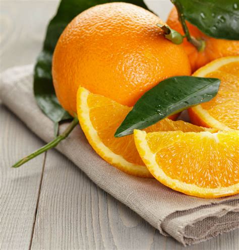 An orange is a type of citrus fruit which people often eat. What is the navel orange? - Sanpellegrino Sparkling Fruit ...