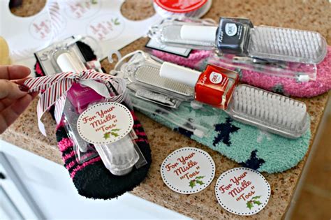 3 Easy Dollar Tree DIY Christmas Gifts With Free Printable Gift Tags