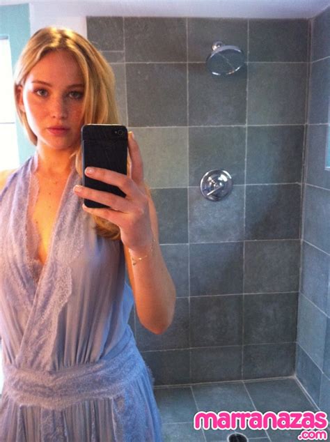 Jennifer Lawnrence vuelve con más fotos desnuda