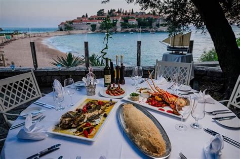 Olive Restaurant Sveti Stefan Fotos Número De Teléfono Y Restaurante Opiniones Tripadvisor