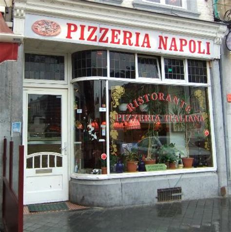 Pizzeria napoli on tampereen vanhin pizzeria, jonka laaja ja monipuolinen ruokalista, mielenkiintoiset täytevaihtoehdot ja italialainen tunnelma on ihastuttanut jo vuosikymmenten ajan. Pizzeria Napoli, Maastricht - Restaurant Reviews, Phone ...