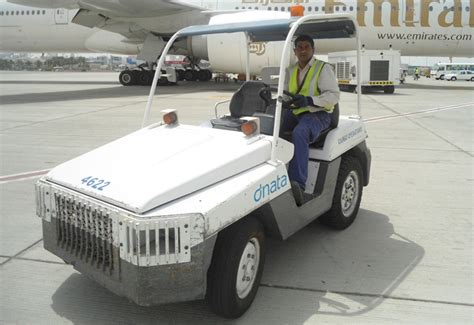 Transguard Employee Wins Dubai Airports Award Facilities Management