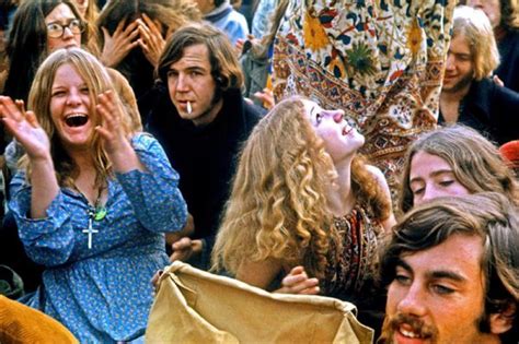 17 Pictures That Show Just How Far Out The Hippies Really Were