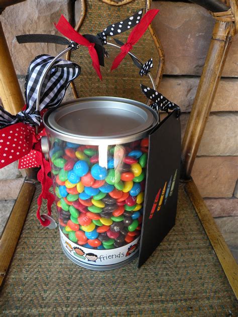 There are so many occasions when i find myself needing great gift ideas for the special teachers in my kids' lives. 8 Cute DIY Teacher Appreciation Ideas & Homemade Gifts for ...