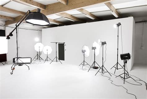 Studio Photography Basics In 2020 Photography Studio Design Home