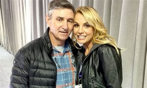 Britney Spears Father Jamie Wants To Extend His Control Over Her
