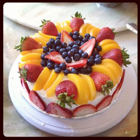 Fresh Fruit Cake