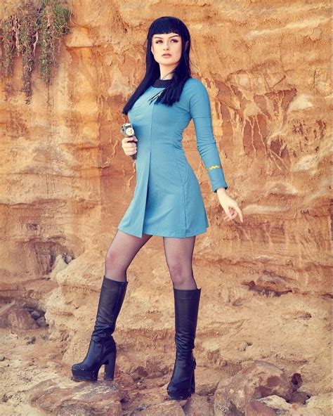 Pin By Tom Guthery Iv On Cosplay Star Trek Costume Star Trek Cosplay Cosplay Woman