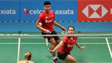 Hello and welcome to the olympic channel's live blog coverage of the first day of the 2021 all england open badminton championships! Hasil All England 2020 - Tekuk Wakil Inggris, Praveen ...