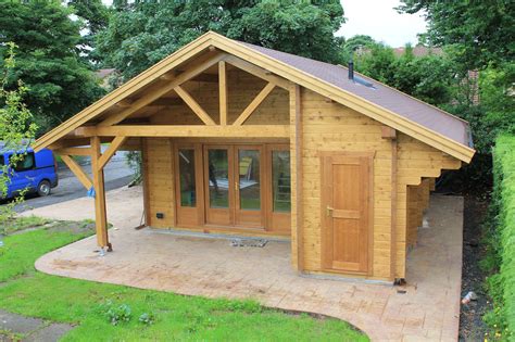 101 days of lockdown 4 log cabins painted 1 glamping pod painted 1 log cabin roof refurbished 2 picnic areas created with 20 tonne gravel. 6.14m X 8.85m LOG CABIN & SINGLE GARAGE COMBINATION ...